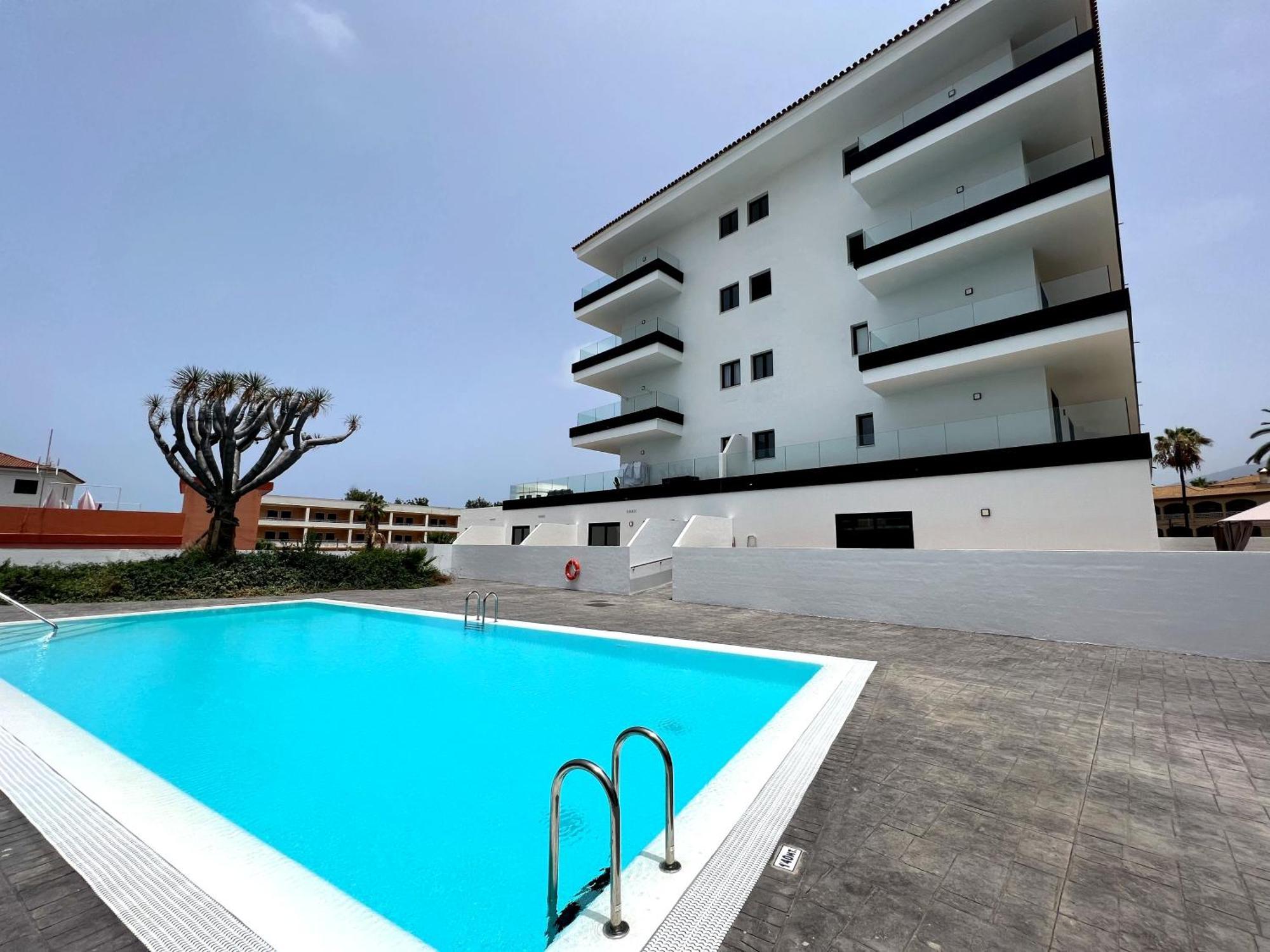Lujoso Apartamento Completo, Piscina, Terraza Con Vistas Al Teide Puerto de la Cruz  Exterior photo